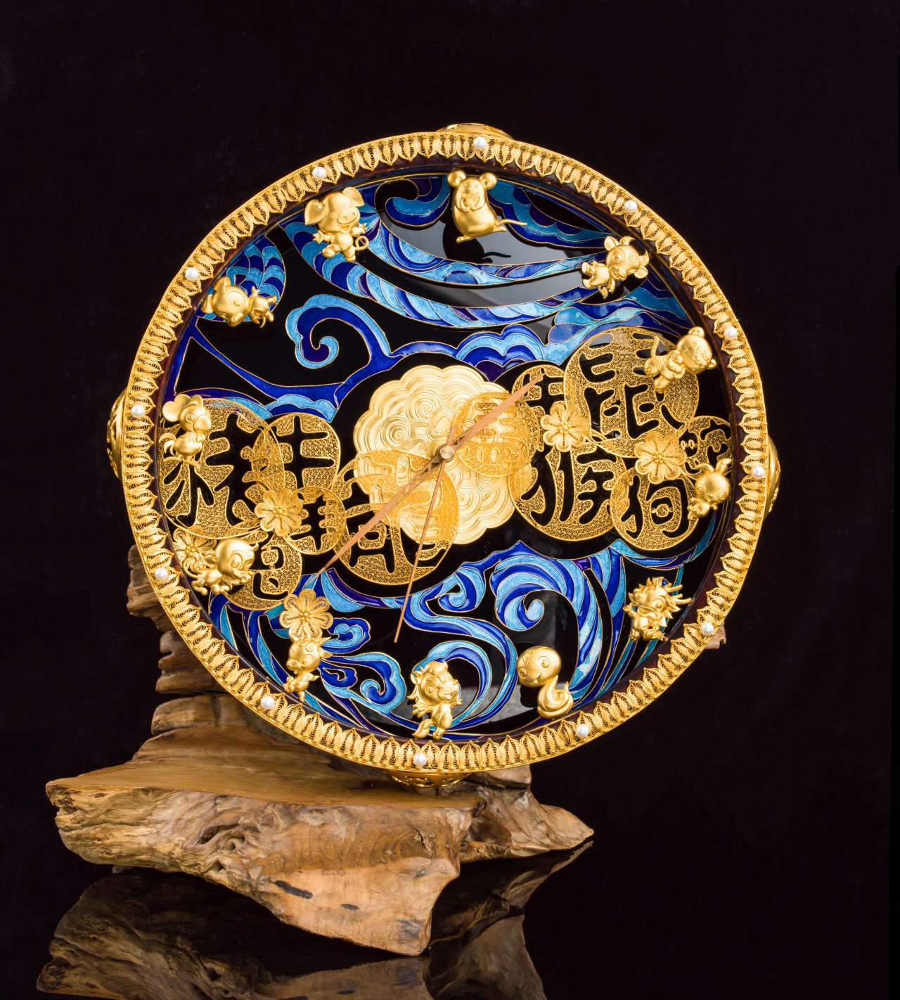 《光阴的故事》花丝镶嵌座钟